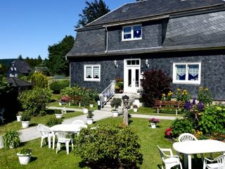 Ferienwohnung Neuhaus OT Scheibe-Alsbach Rennsteig-Pension Trautwein picture 1